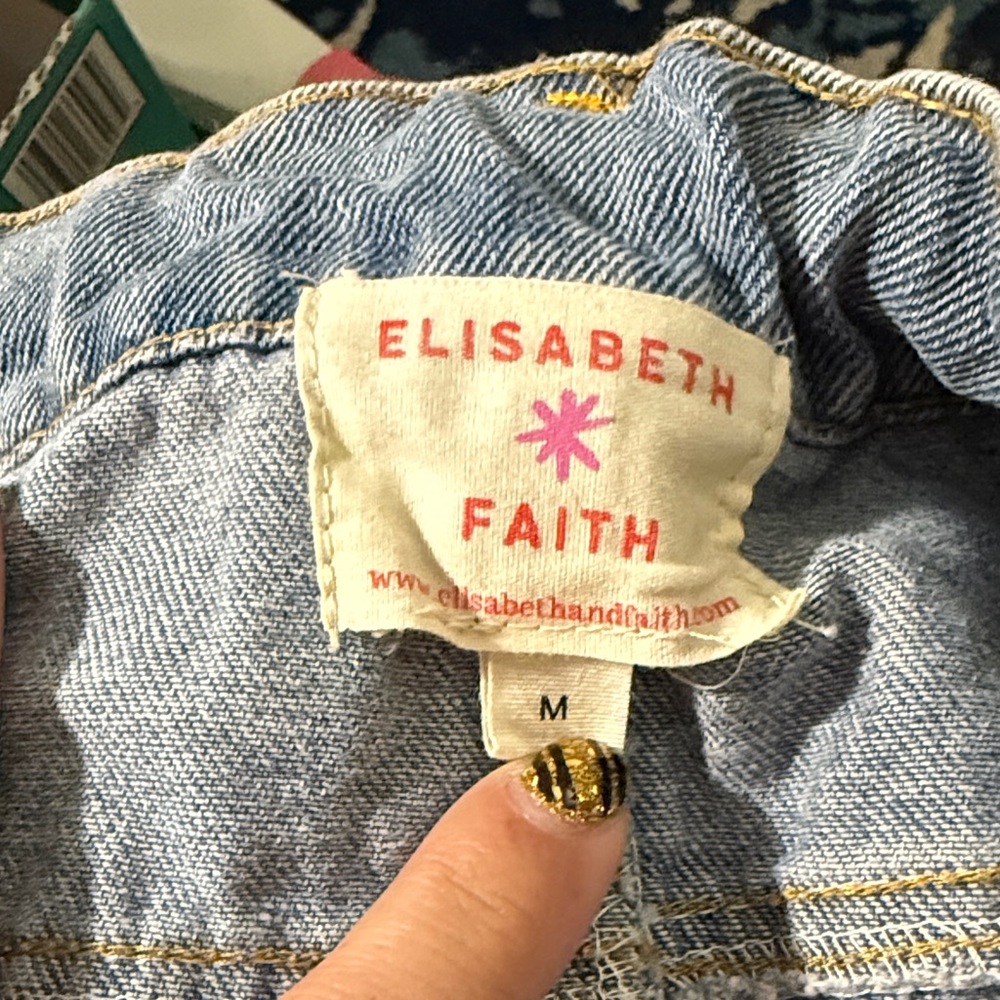 Star-Patterned Jean Shorts With Red Sequin Stripes - image 3